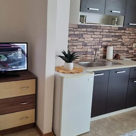 студио в затворен комплекс Apartment Sunny Beach